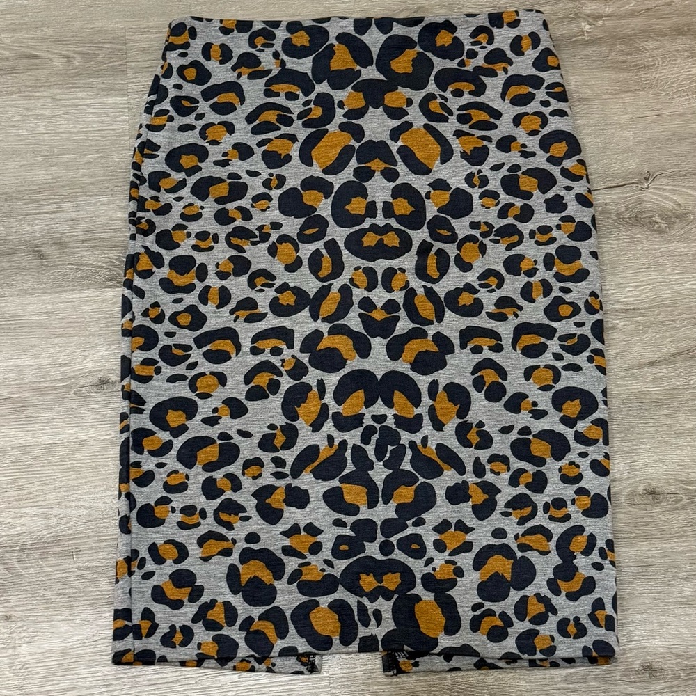 Leopard Print Knee Length Skirt